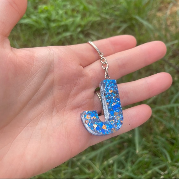 Blue Glittery Initial Keychain J Handmade With Resin - Picture 5 of 5